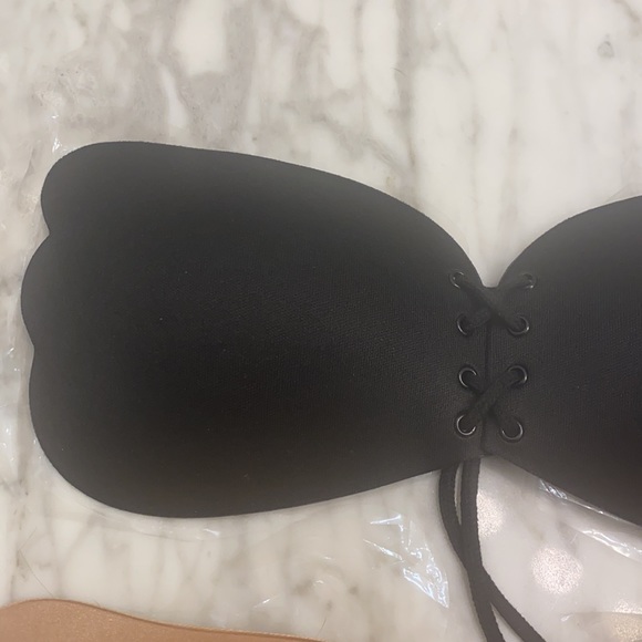 2 pack sticky backless bras c cup size - Picture 4 of 7